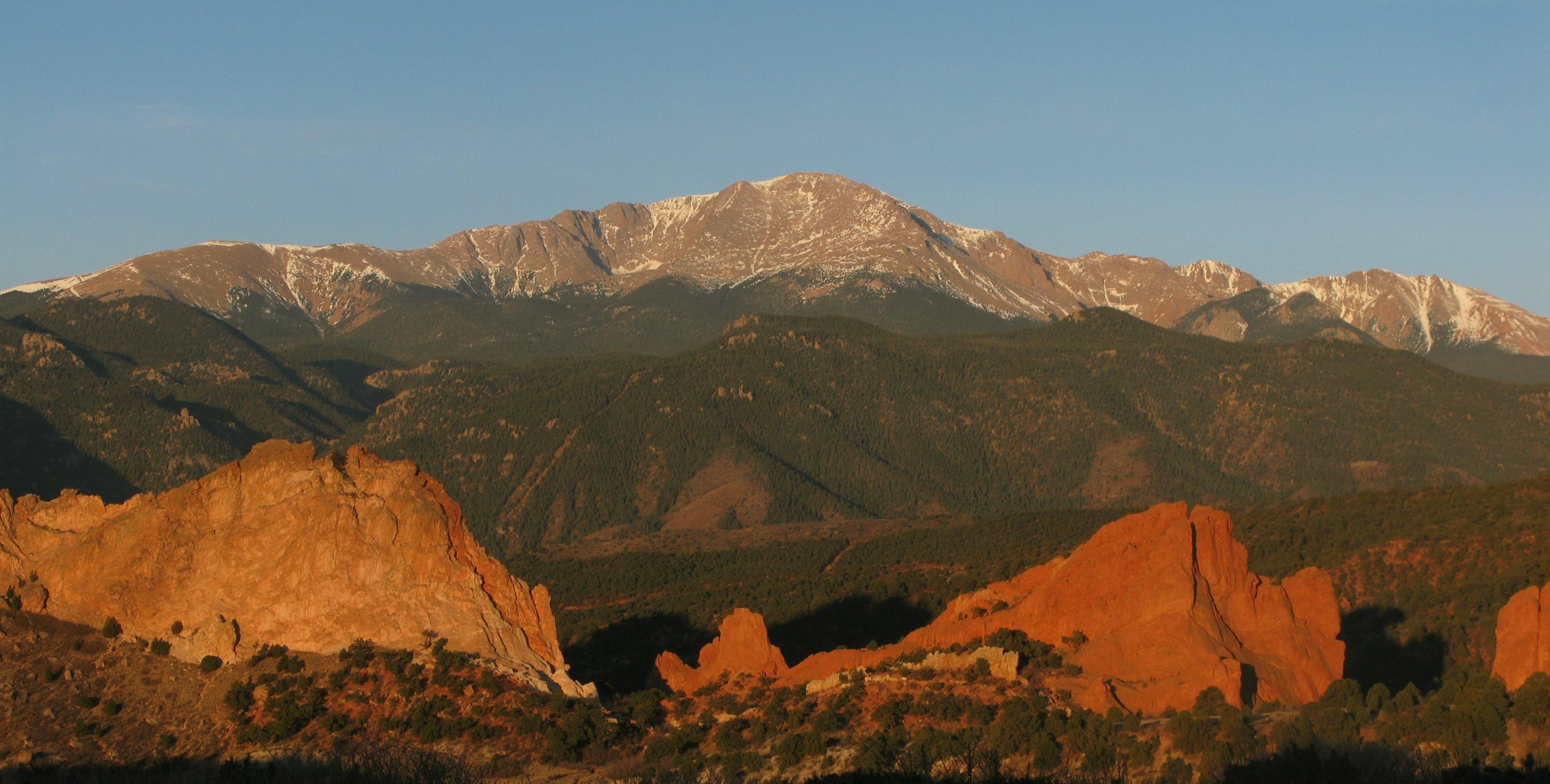 Holiday Inn Express & Suites Colorado Springs Central By Ihg Luaran gambar