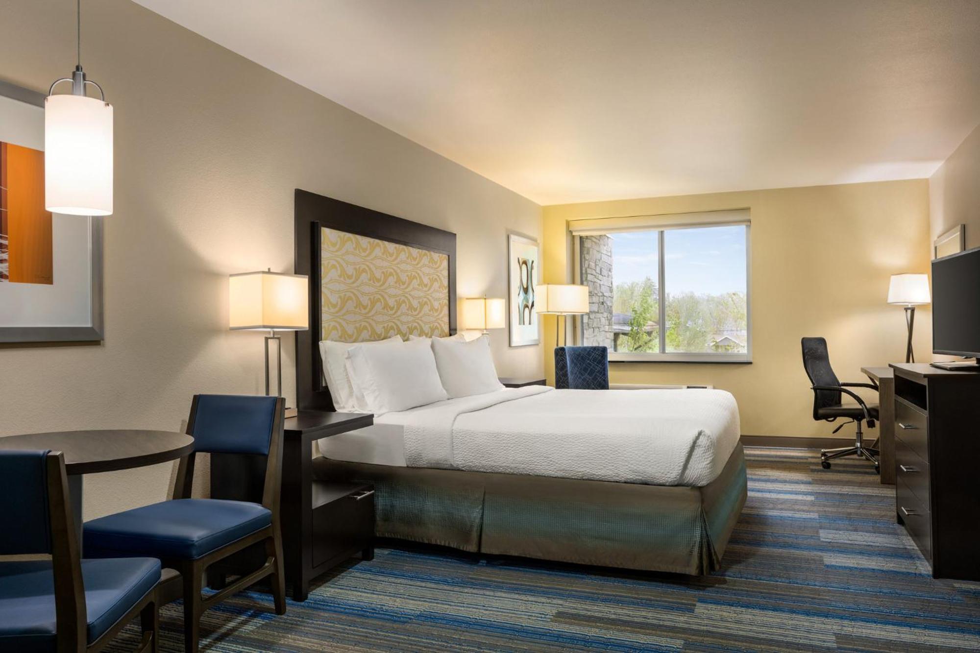 Holiday Inn Express & Suites Colorado Springs Central By Ihg Luaran gambar