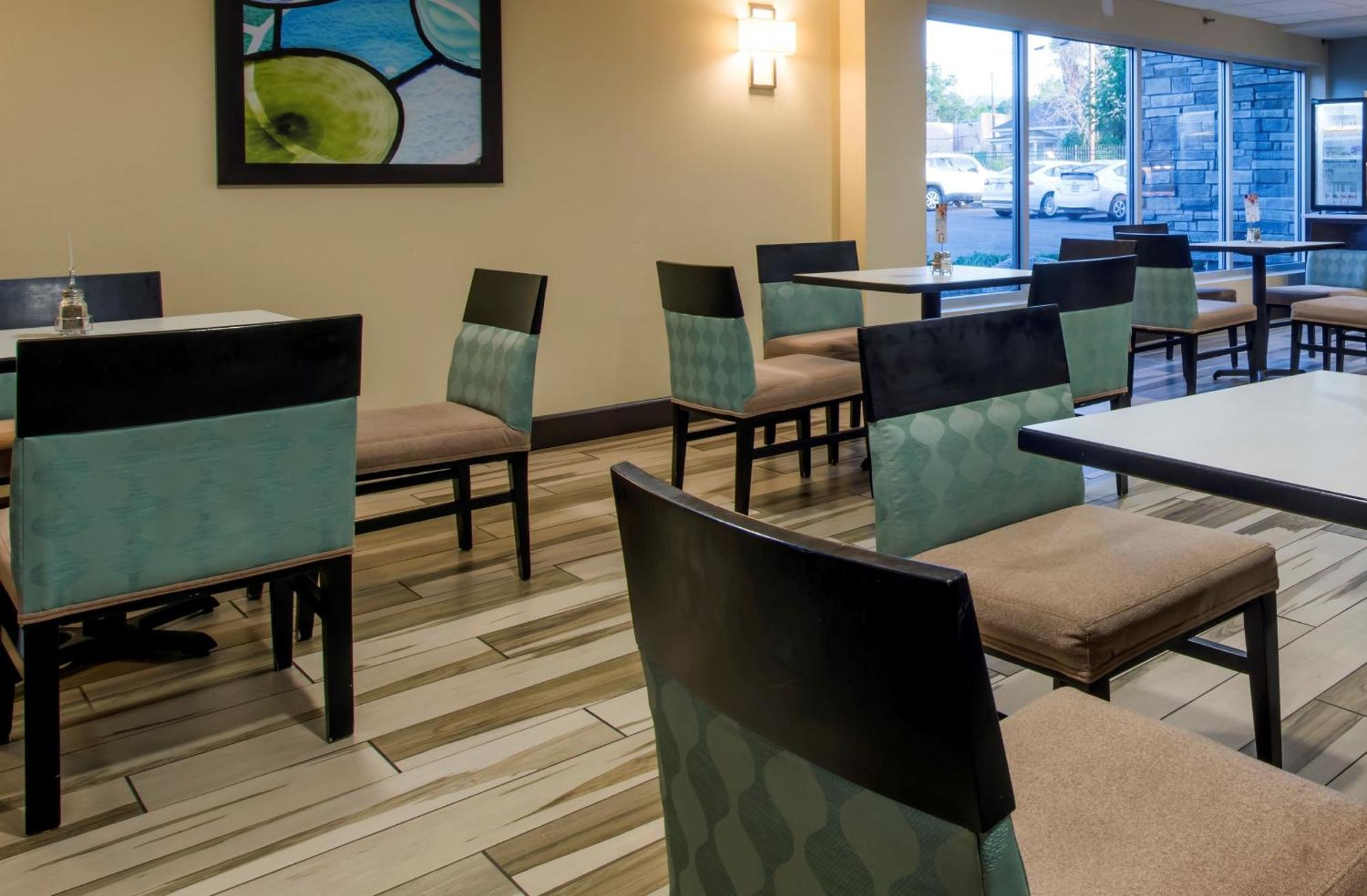 Holiday Inn Express & Suites Colorado Springs Central By Ihg Luaran gambar