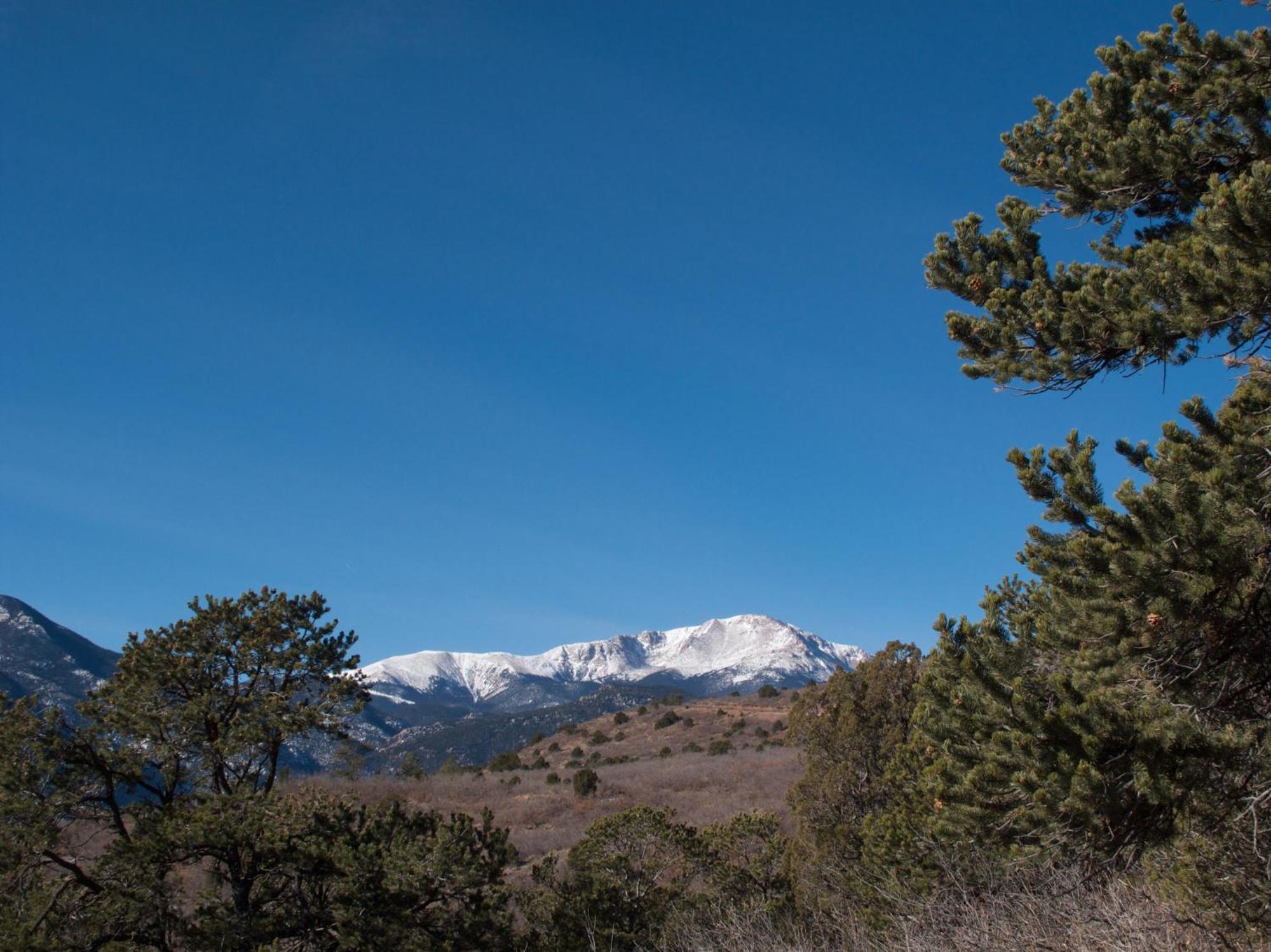 Holiday Inn Express & Suites Colorado Springs Central By Ihg Luaran gambar