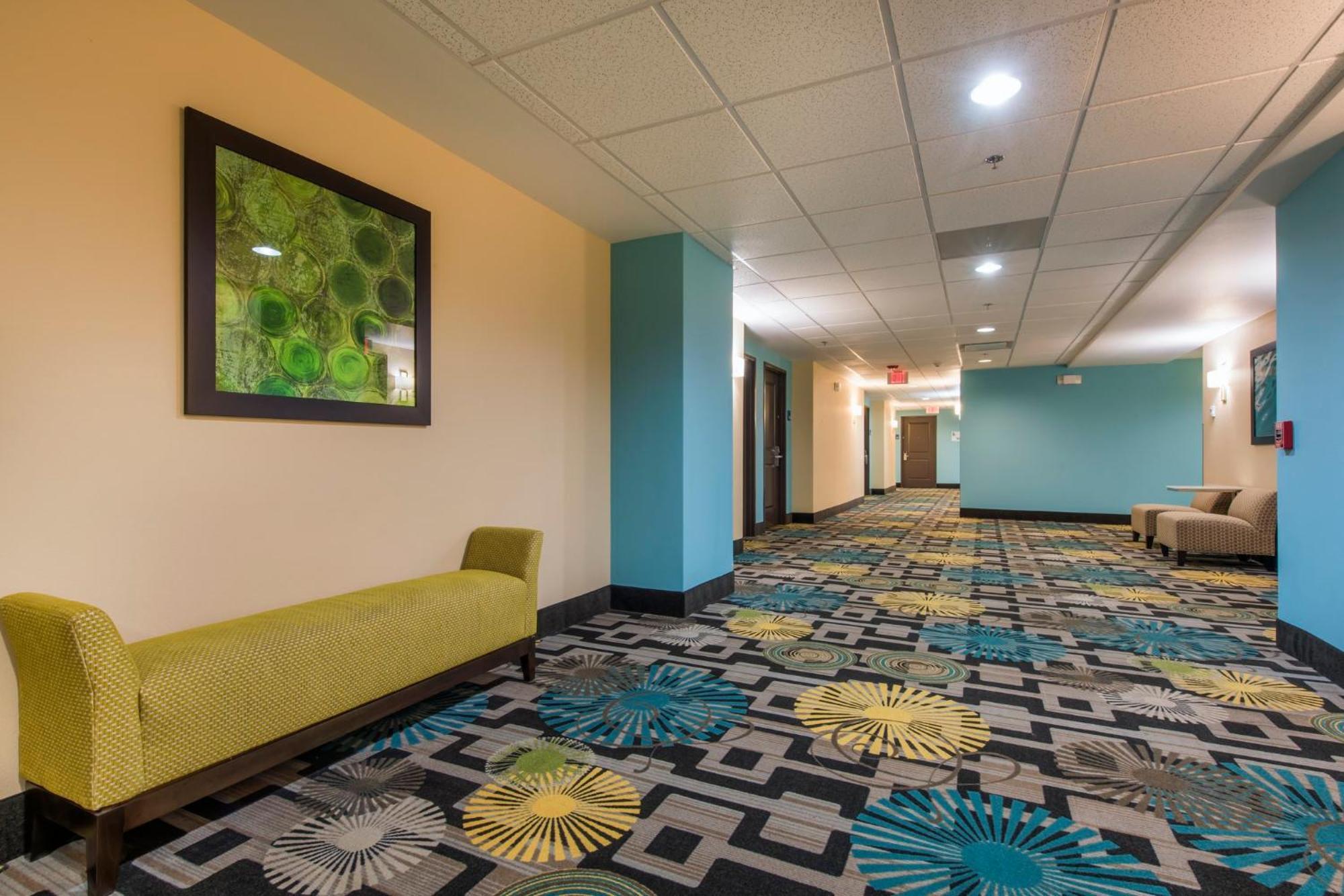 Holiday Inn Express & Suites Colorado Springs Central By Ihg Luaran gambar